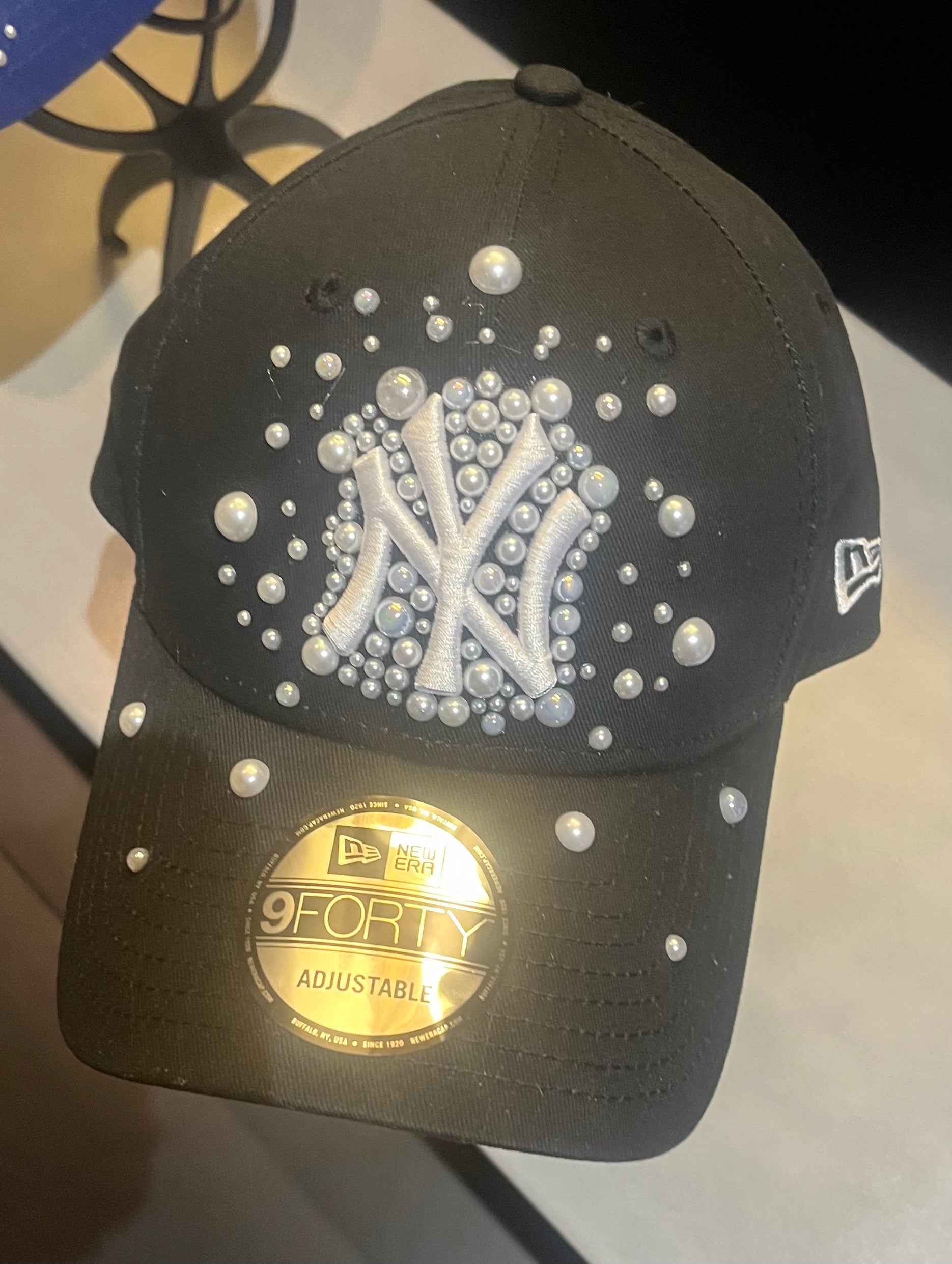Black pearled New York Yankees Cap